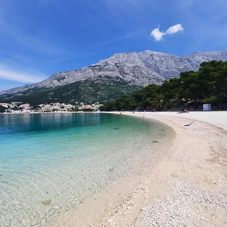 Manda * Baška Voda