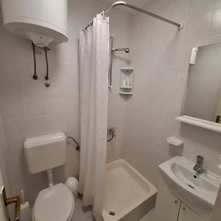 Manda Apartament *